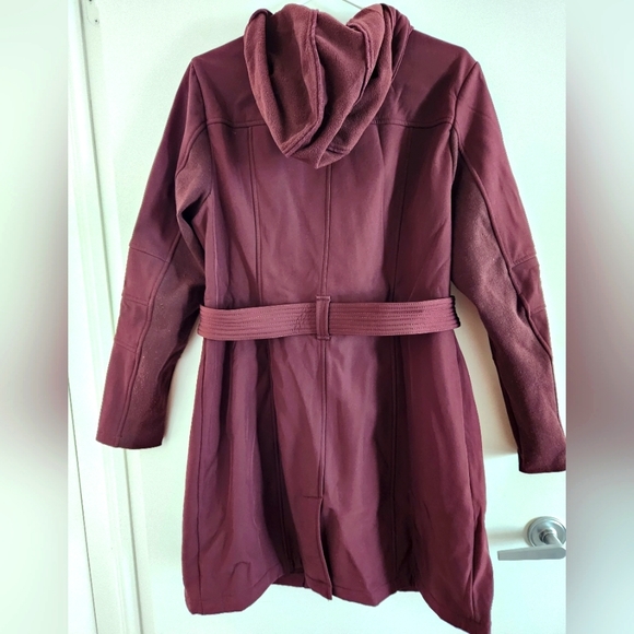 BCBG Fall/winter jacket - size L, fleece lined - Picture 3 of 7